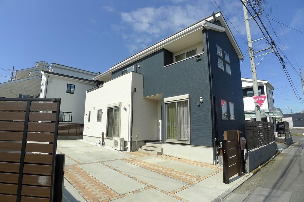 Modern 4LDK House Near Moka Station - Photo 1