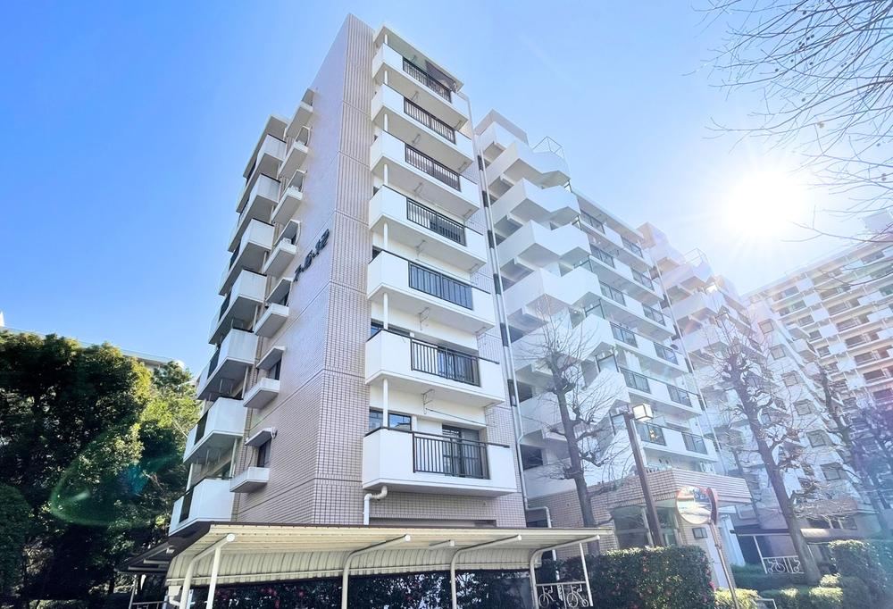 3LDK apartment in Nerima Ward, Tokyo - Photo 1