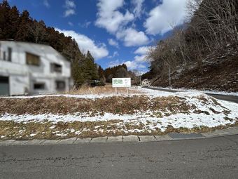 plot of land in Tamura District