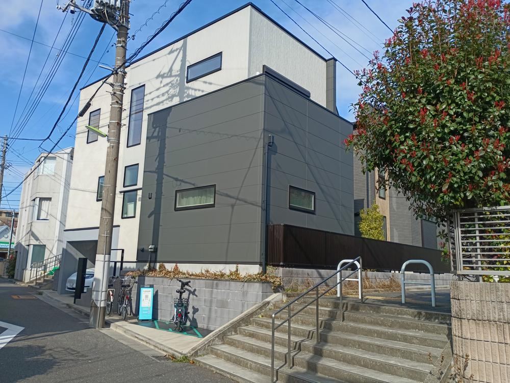 Newly Built 3LDK Designer House in Fukazawa - Photo 1