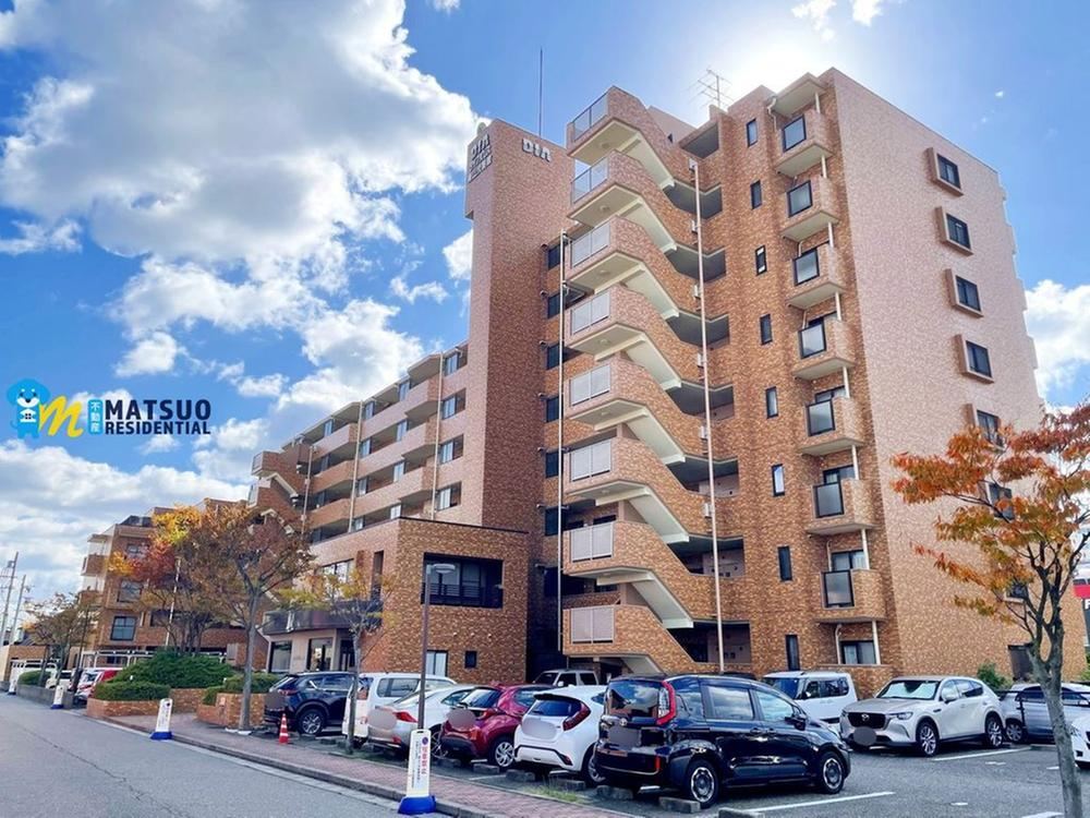 3LDK apartment in Nishi Ward, Niigata - Photo 1