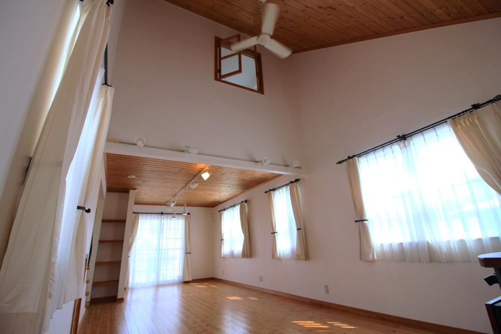 3LDK house in Asaminami Ward, Hiroshima - Photo 1