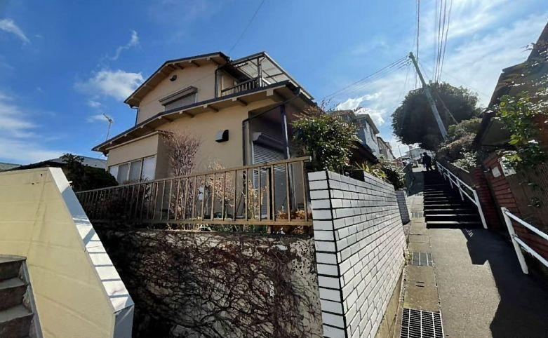 Spacious 5LDK House in Totsuka - Photo 1