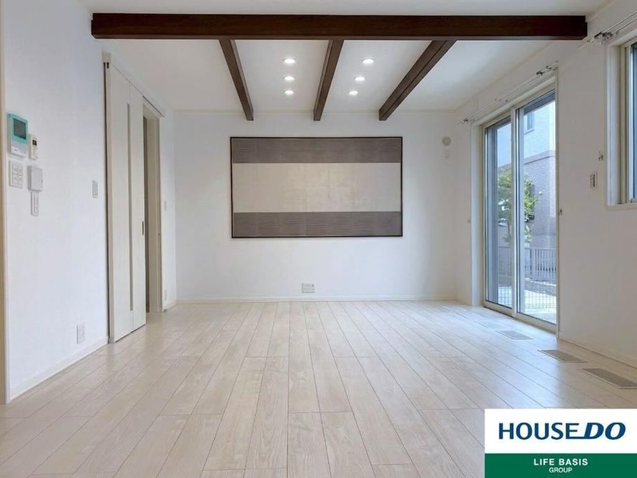 Spacious 4LDK House Near Misato Station - Photo 1
