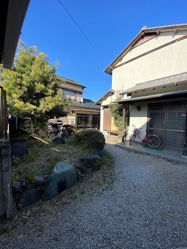 4LDK house in Yokkaichi, Mie - Photo 1