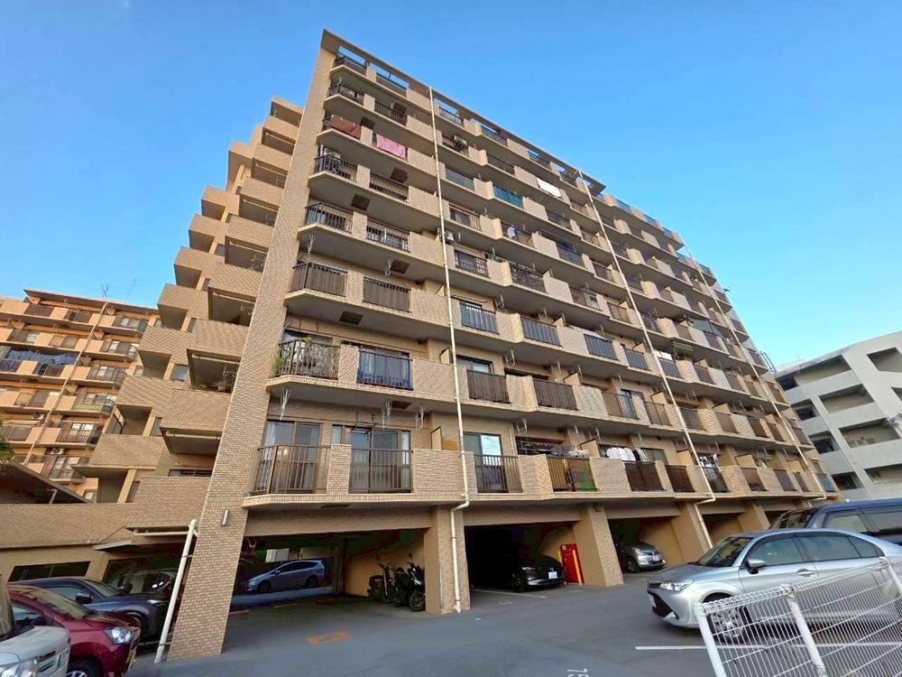 2LDK apartment in Naha, Okinawa - Photo 1