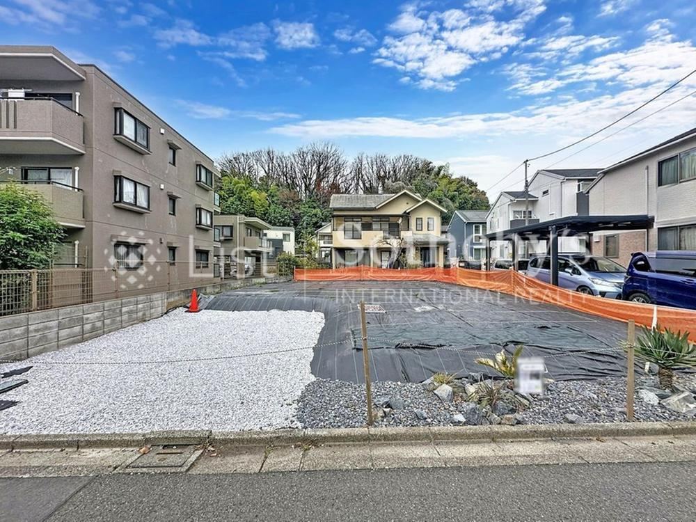Customizable Land Close to Shinyurigaoka Station - Photo 1