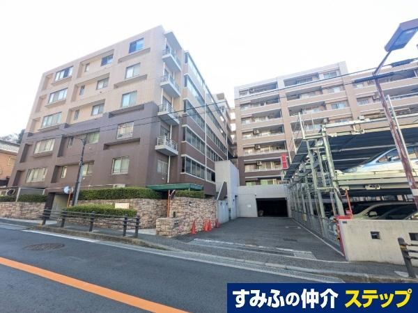 4LDK apartment in Hodogaya Ward, Yokohama, Kanagawa - Photo 1