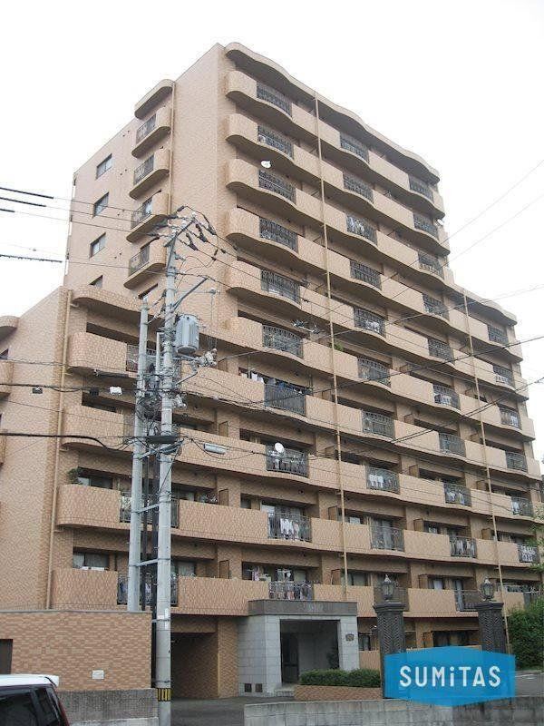 2LDK+S apartment in Matsuyama, Ehime - Photo 1