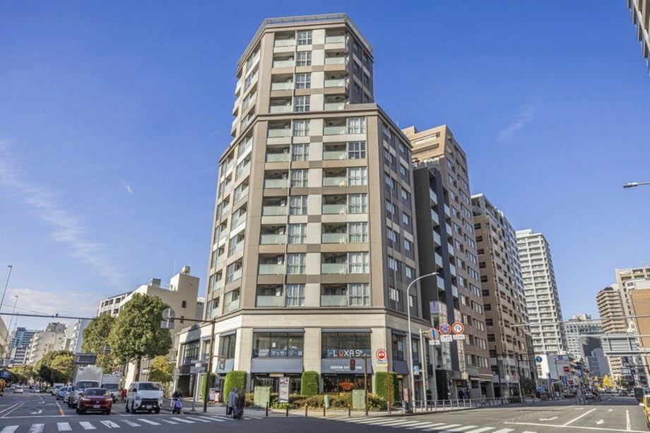 1LDK apartment in Naka Ward, Yokohama, Kanagawa - Photo 1