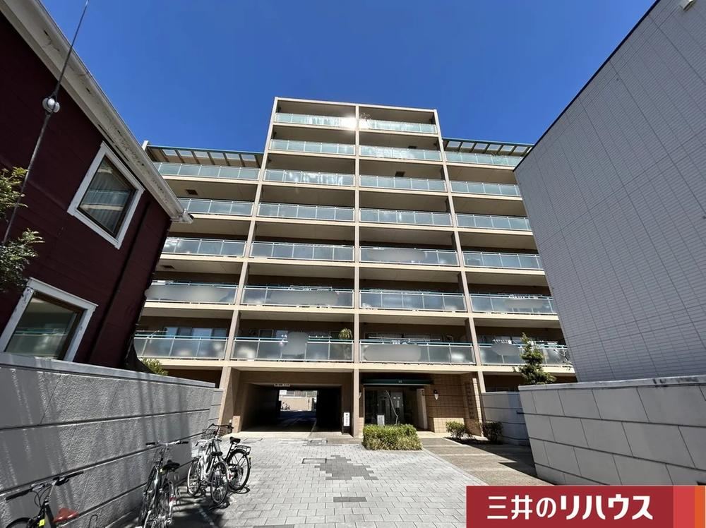 4LDK apartment in Higashi Ward, Nagoya, Aichi - Photo 1