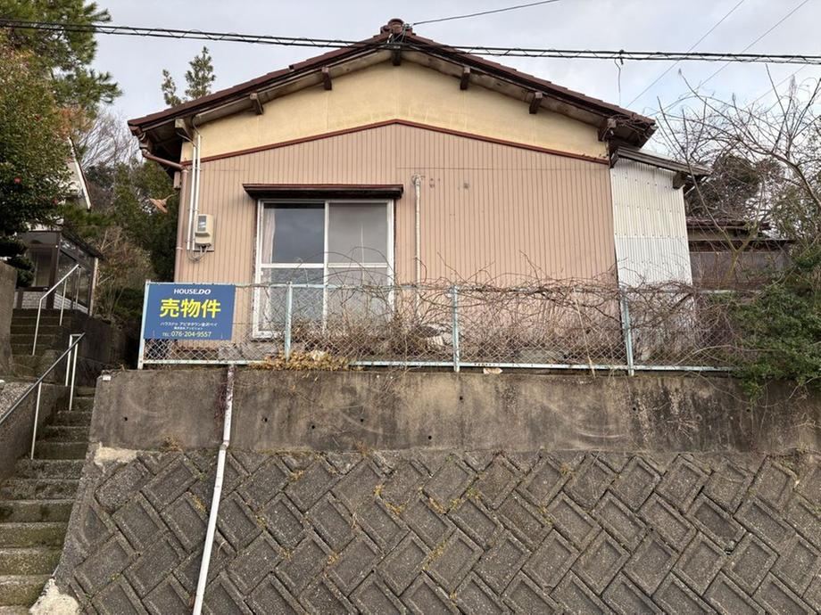 173 m² land in Kanazawa, Ishikawa - Photo 1