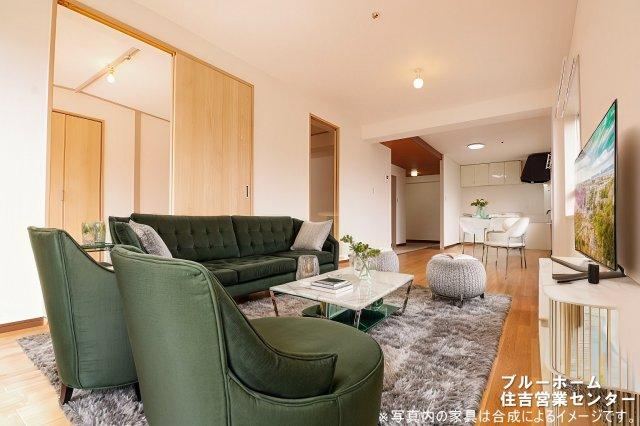 2LDK apartment in Sumiyoshi Ward, Osaka - Photo 1