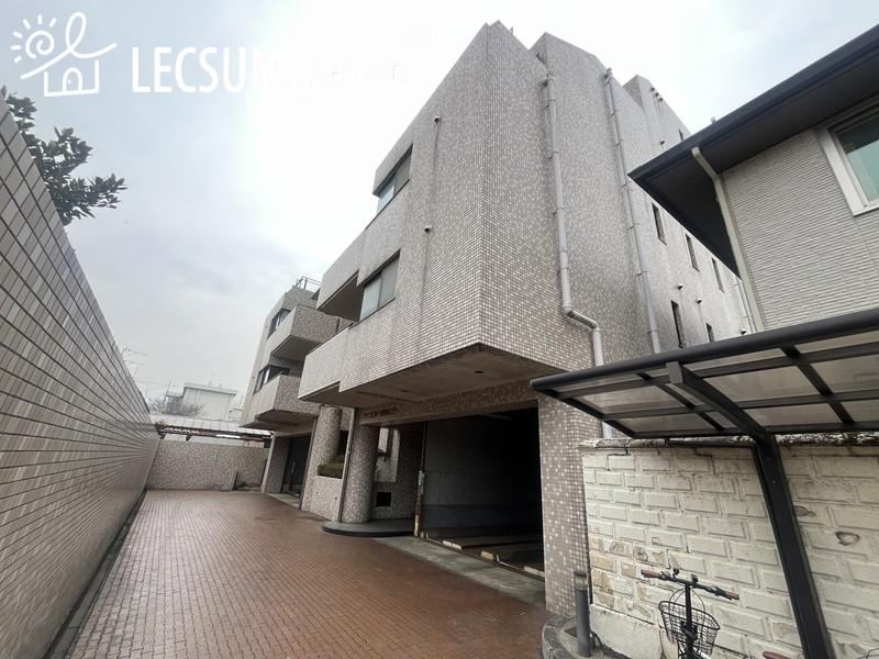 3LDK apartment in Himeji, Hyogo - Photo 1