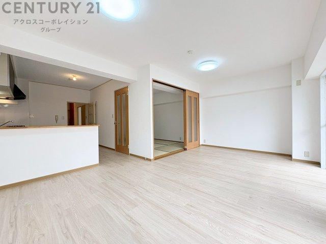 2LDK apartment in Nishinomiya, Hyogo - Photo 1