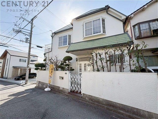 3LDK house in Nishinomiya, Hyogo - Photo 1