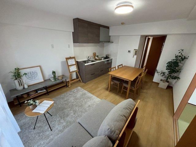 2LDK apartment in Naka Ward, Hiroshima - Photo 1