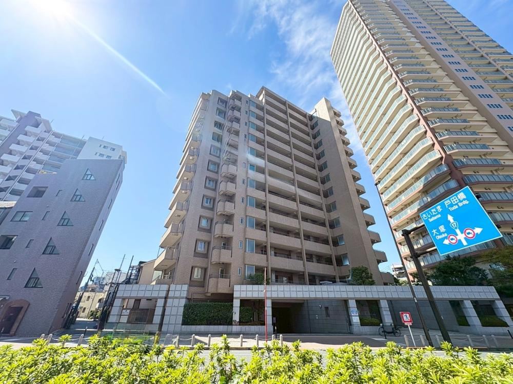 3LDK apartment in Toshima Ward, Tokyo - Photo 1