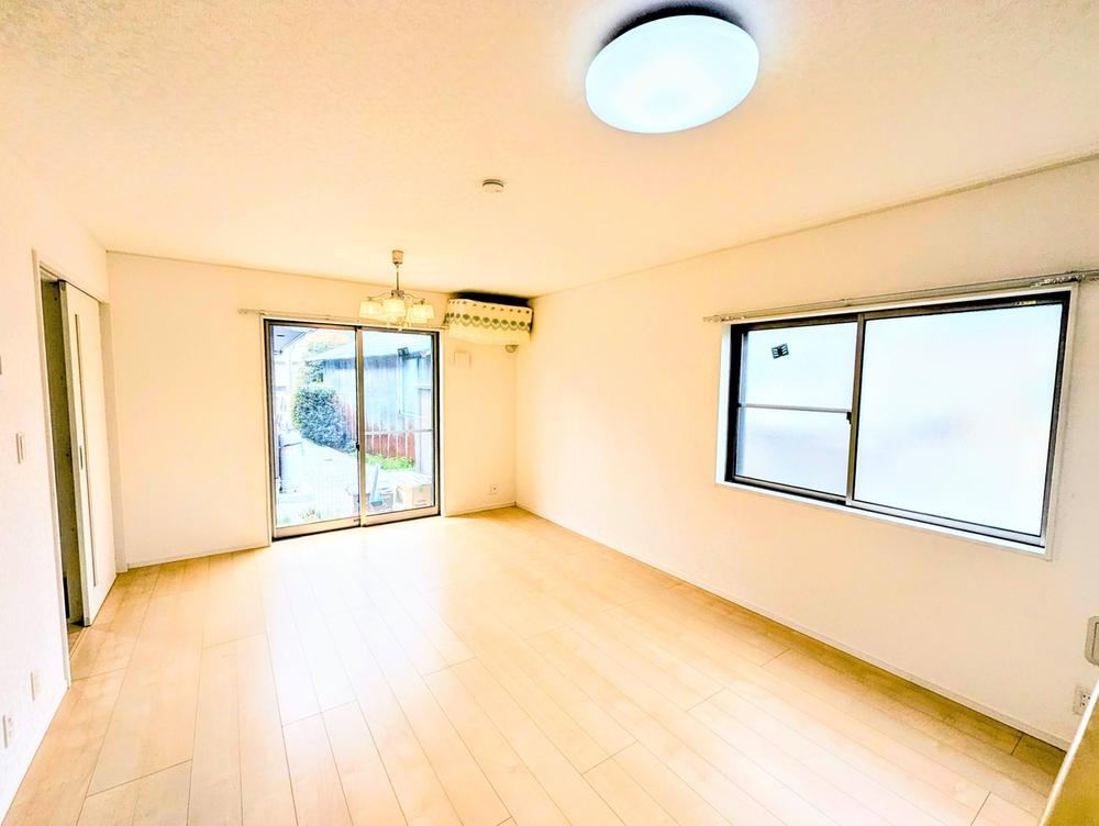 Newly Built 3LDK House with Modern Amenities in Kawagoe - Photo 1