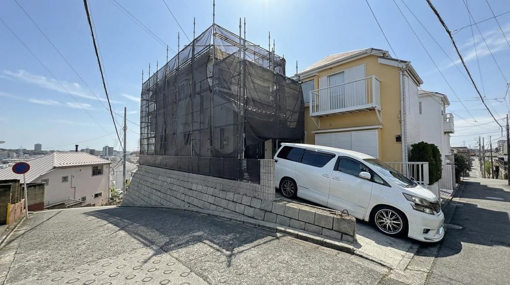 Stylish 2LDK Corner House Near Takada Station - Photo 1