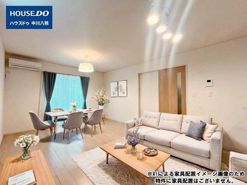 Bright 4LDK House with Carport in Minato Ward - Photo 1
