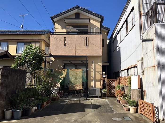 Updated 4DK House with Convenient Parking - Photo 1