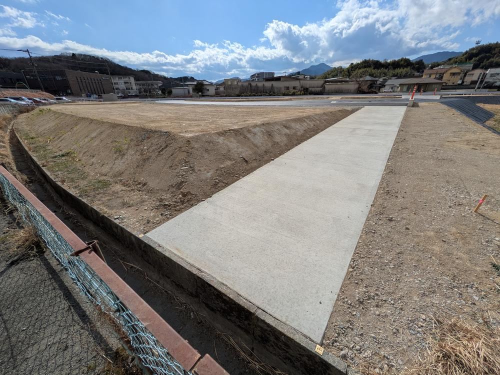231 m² land in Oita, Oita - Photo 1