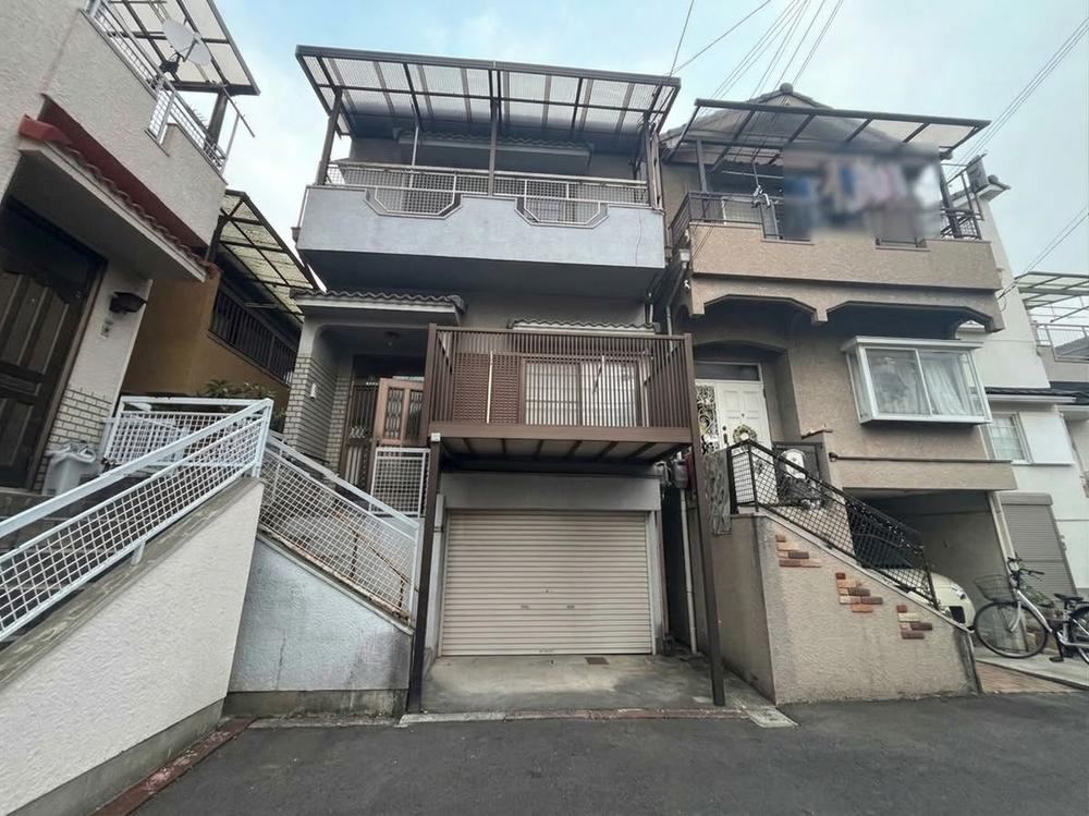 4DK house in Daito, Osaka - Photo 1