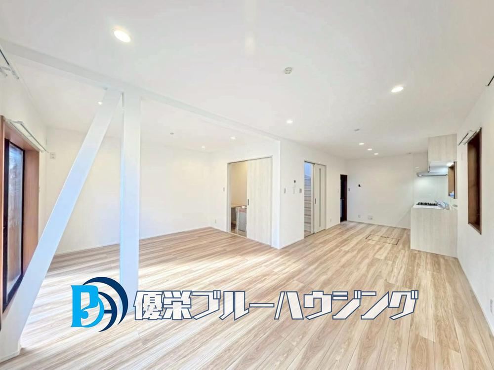 Conveniently Located 3LDK Home in Yokohama - Photo 1