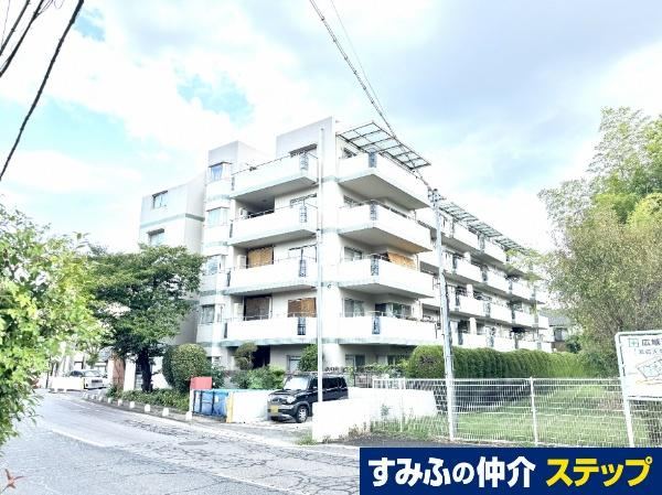 4LDK apartment in Otsu, Shiga - Photo 1