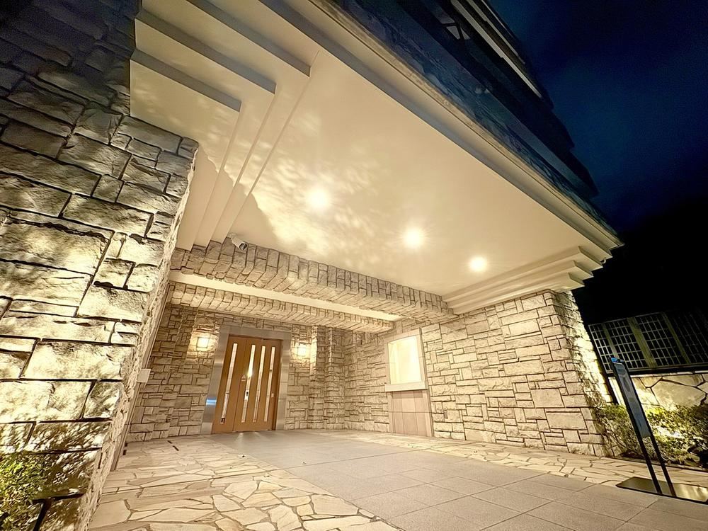 2LDK+S apartment in Kawaguchi, Saitama - Photo 1