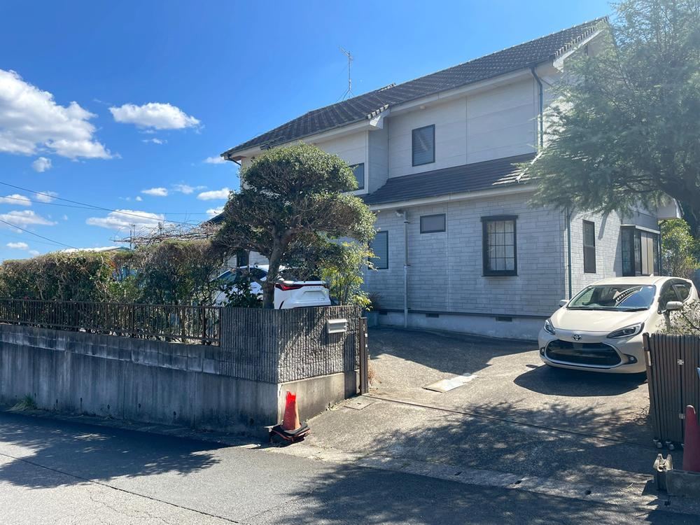 Your Real Estate Solution Awaits in Kisarazu - Photo 1