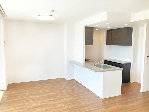 3LDK apartment in Fujisawa, Kanagawa - Photo 1