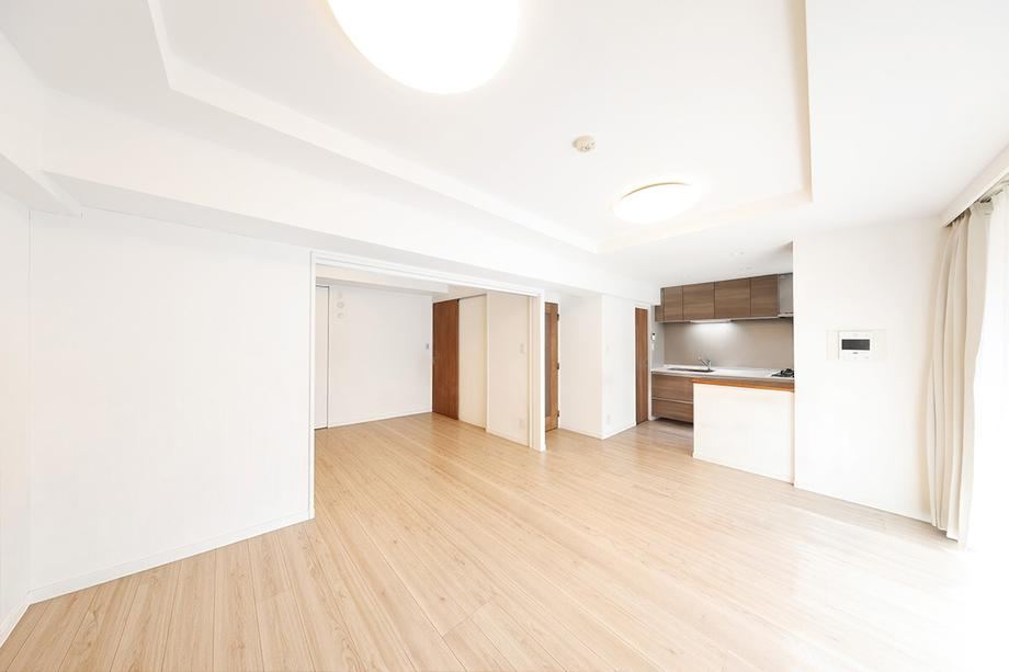 3LDK apartment in Naka Ward, Yokohama, Kanagawa - Photo 1