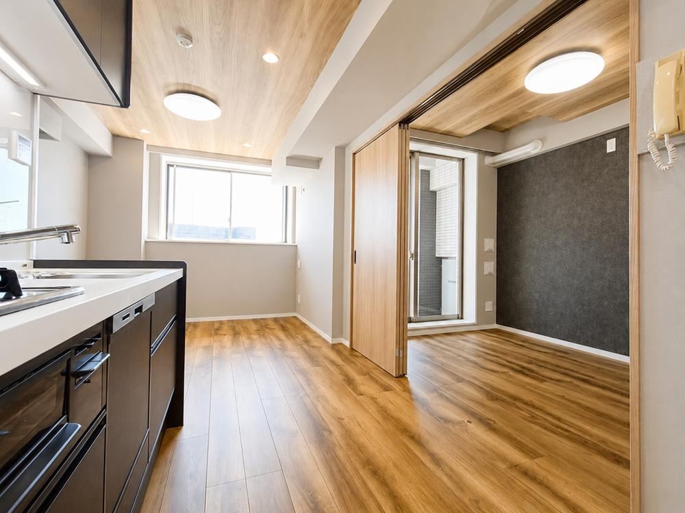 1LDK apartment in Minato Ward, Tokyo - Photo 1
