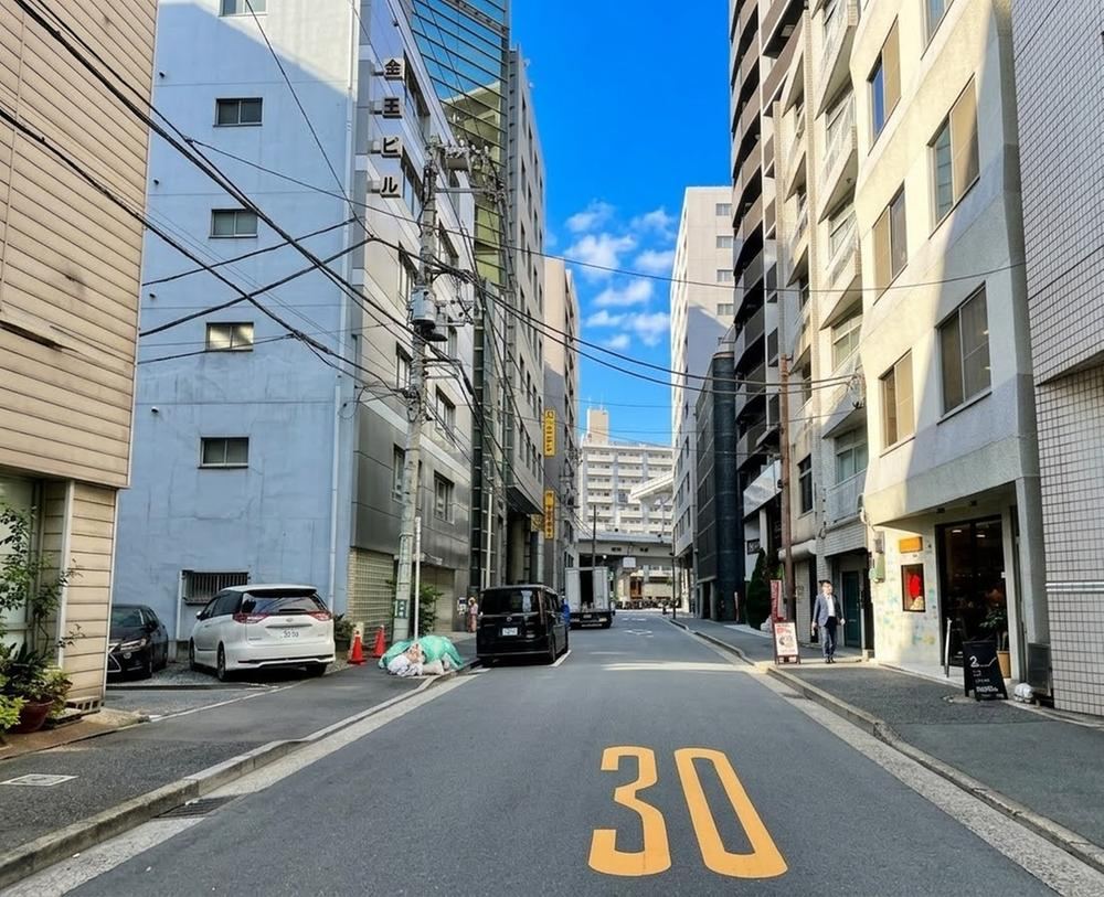 Stylish 6LDK House in Kanda Jimbocho - Photo 1