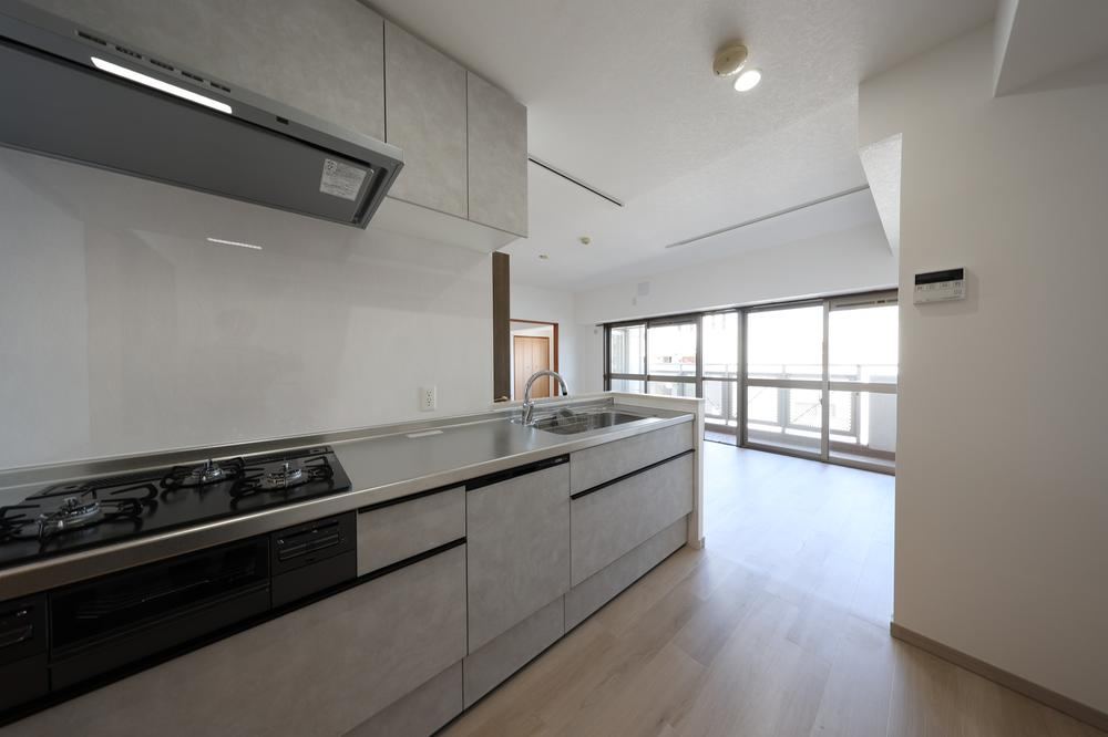 2LDK apartment in Atsuta Ward, Nagoya, Aichi - Photo 1