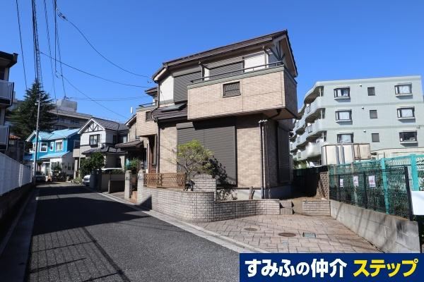 Sunny 2LDK House in Kamikomachi Near Kita-Yono Station - Photo 1