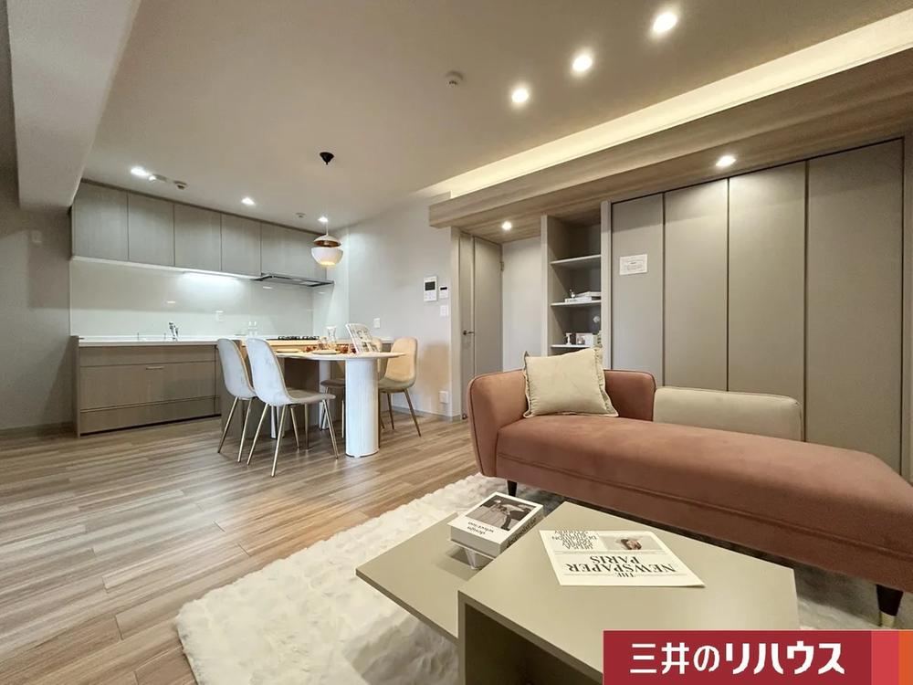 3LDK apartment in Hirakata, Osaka - Photo 1