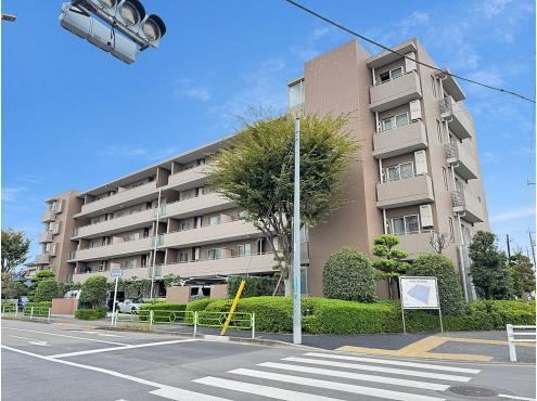 3LDK apartment in Kodaira, Tokyo - Photo 1