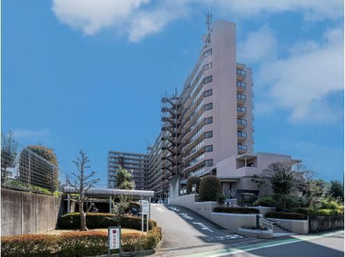 3LDK apartment in Sayama, Saitama - Photo 1