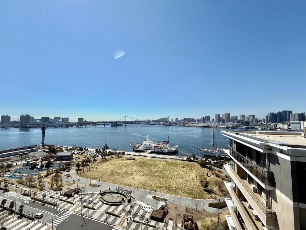 3LDK+S apartment in Chuo Ward, Tokyo - Photo 1