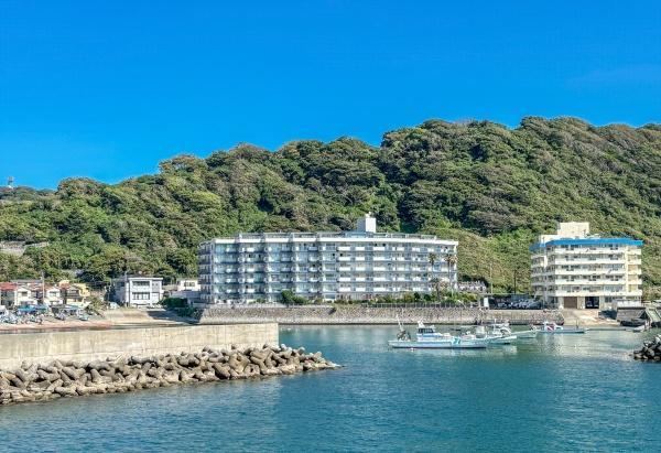 3LDK apartment in Zushi, Kanagawa - Photo 1