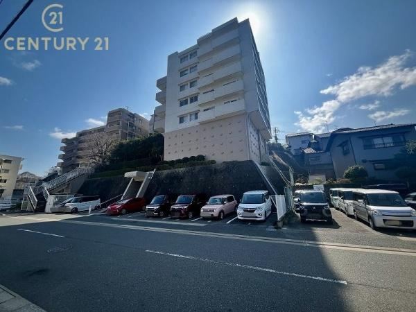 4LDK apartment in Higashi Ward, Fukuoka - Photo 1