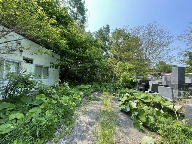 Spacious Land with Easy Access in Chitose - Photo 1