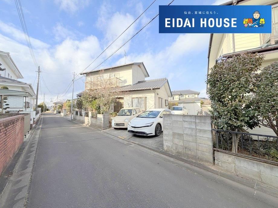 Sunny Vacant Land with Easy Access - Photo 1