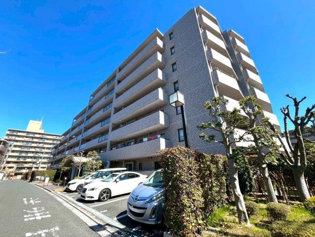 3LDK apartment in Urawa Ward, Saitama - Photo 1