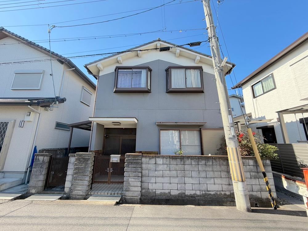4LDK house in Kashihara, Nara - Photo 1