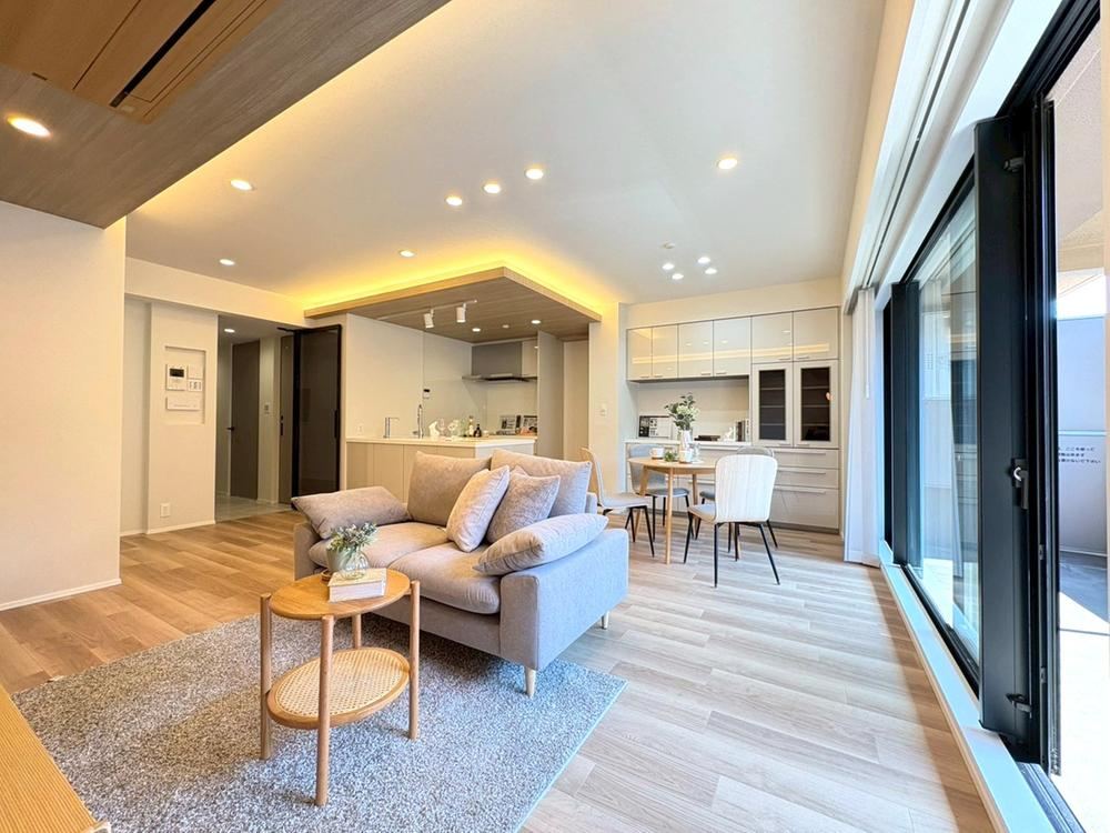 3LDK apartment in Kanagawa Ward, Yokohama, Kanagawa - Photo 1