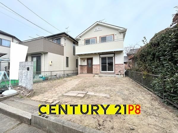 Charming 3LDK House with Modern Renovations - Photo 1